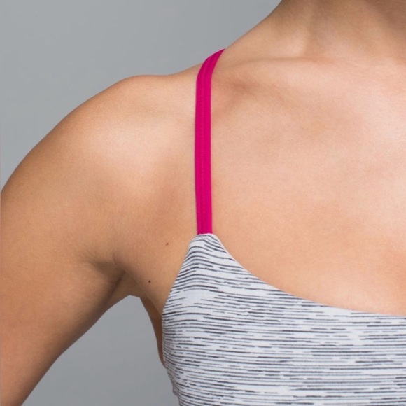 Lululemon Dancing Warrior Tank Top Heathered Black / Raspberry Glow, Size 4 NWT - Picture 3 of 8